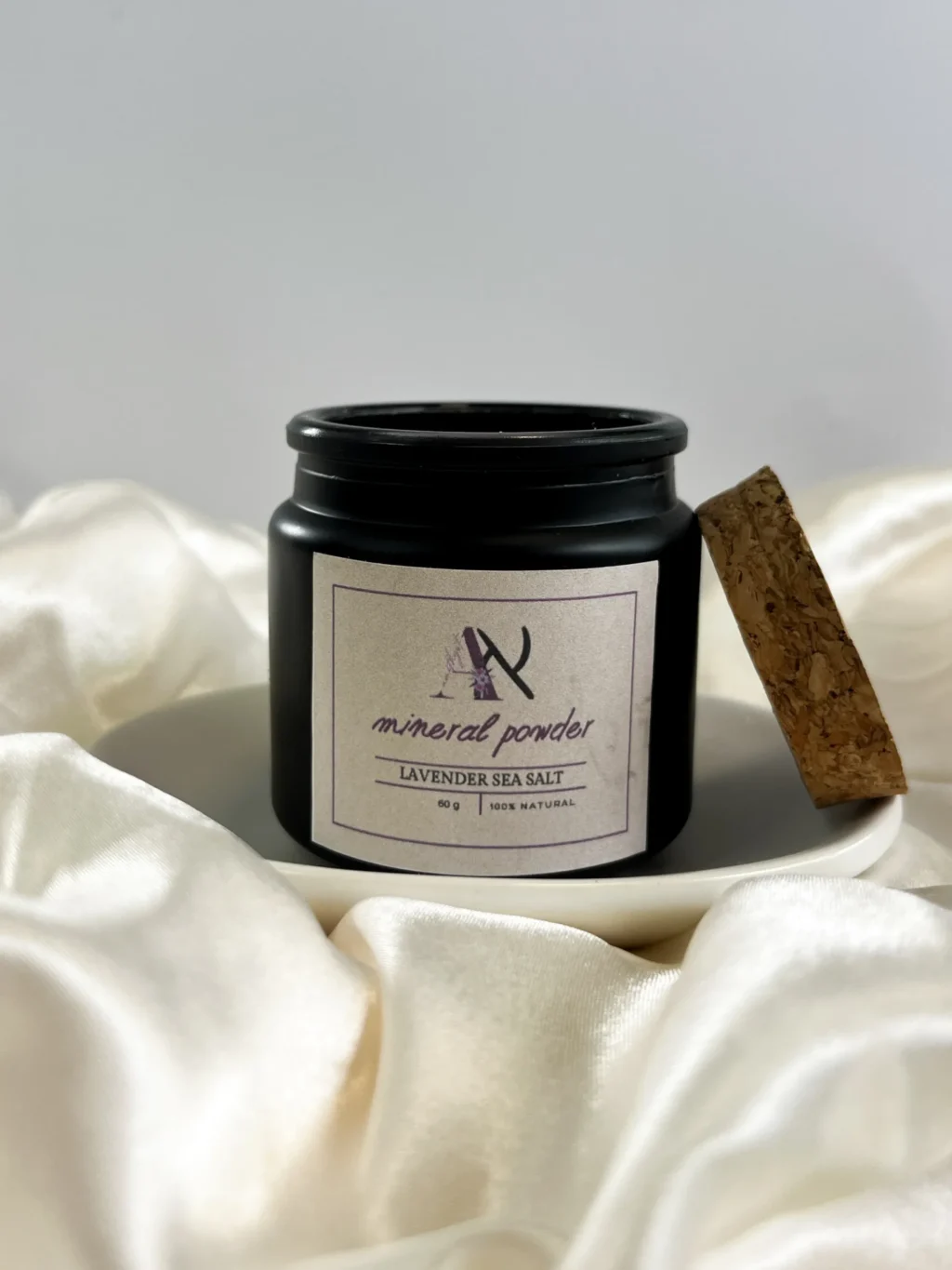 אבקת מינרלים לאמבטיה MINERAL POWDER
